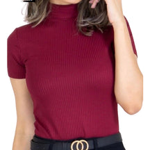 Blusa Penelope – Sofisticação e Versatilidade em Uma Peça