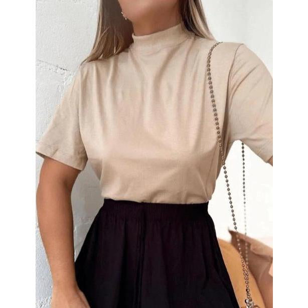 T-Shirt Eleanor – Minimalismo e Sofisticação em Cada Detalhe