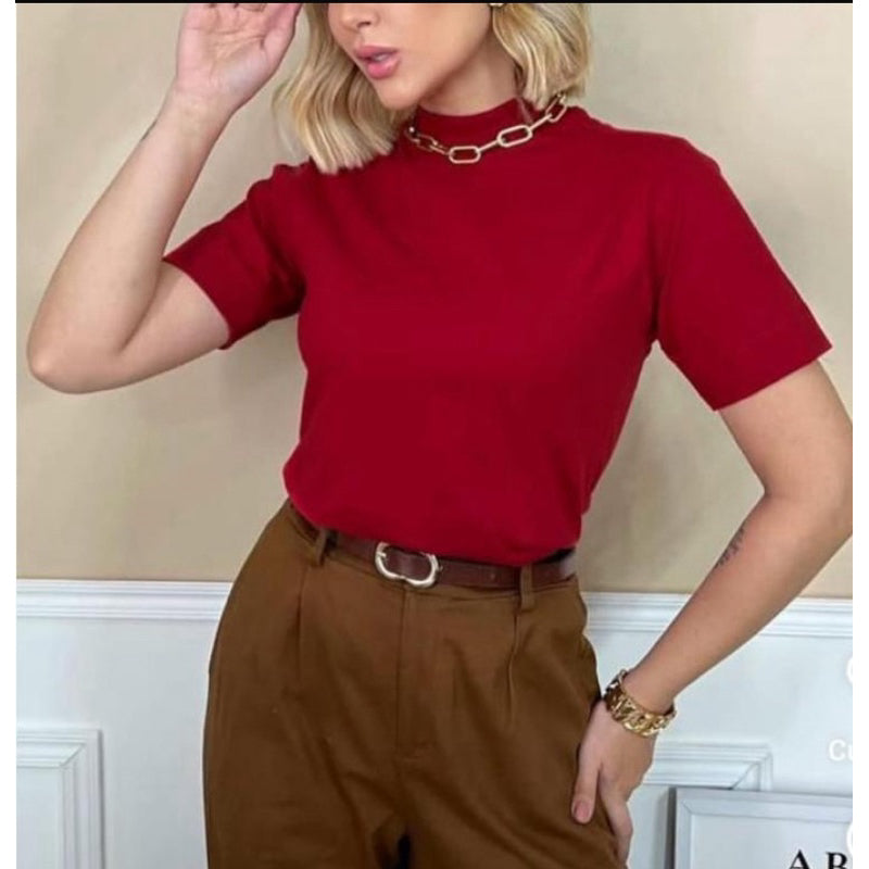 Blusa Penelope – Sofisticação e Versatilidade em Uma Peça